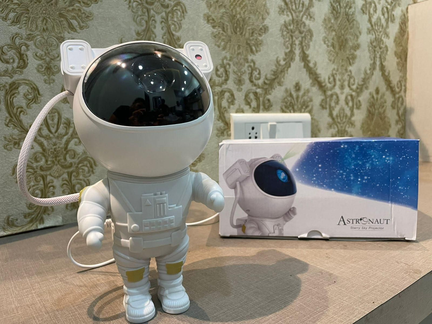 Astronaut Galaxy Projector by Tresso - 360 Magnetic Head Rotation, Remote Control